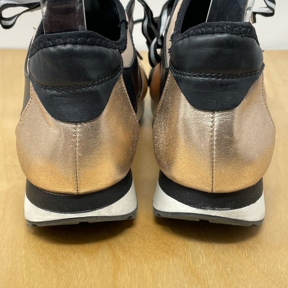 Steve Madden Rose Gold/Black 2 Tone Kaiyo Sneakers Size 8.5 - Picture 4 of 8